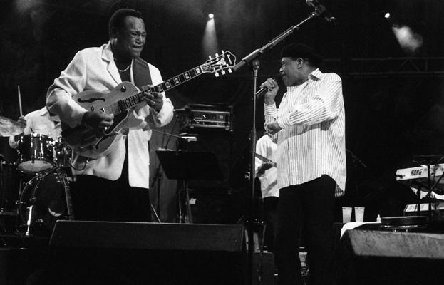 Benson-jarreau-4.jpg - Georges Benson & Al Jarreau - Copyright PiR 03/07/07