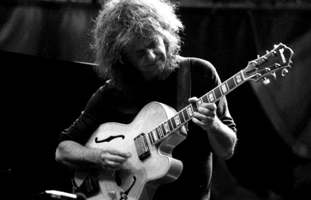 Metheny-2.jpg - Pat Metheny et Brad Mehldau Quartet (théatre antique) - Copyright PiR 04/07/07