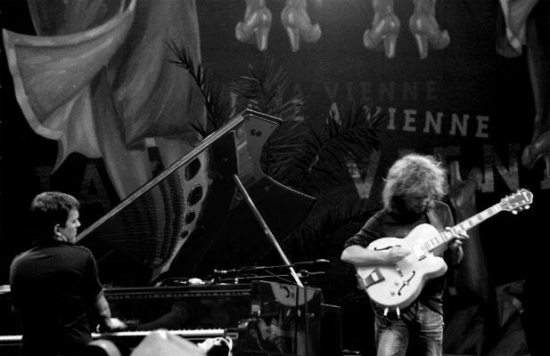 Metheny-Meldhau-04.jpg - Pat Metheny et Brad Mehldau Quartet (théatre antique) - Copyright PiR 04/07/07